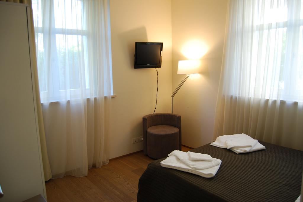 Ceccarini Suite Riccione Exteriör bild