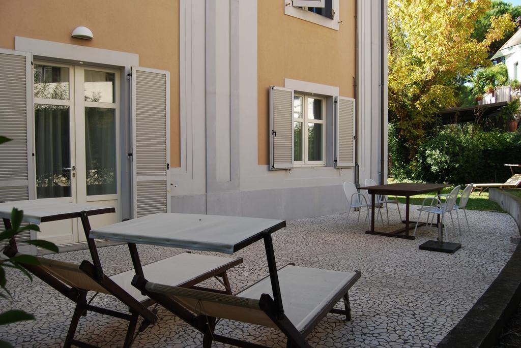 Ceccarini Suite Riccione Exteriör bild